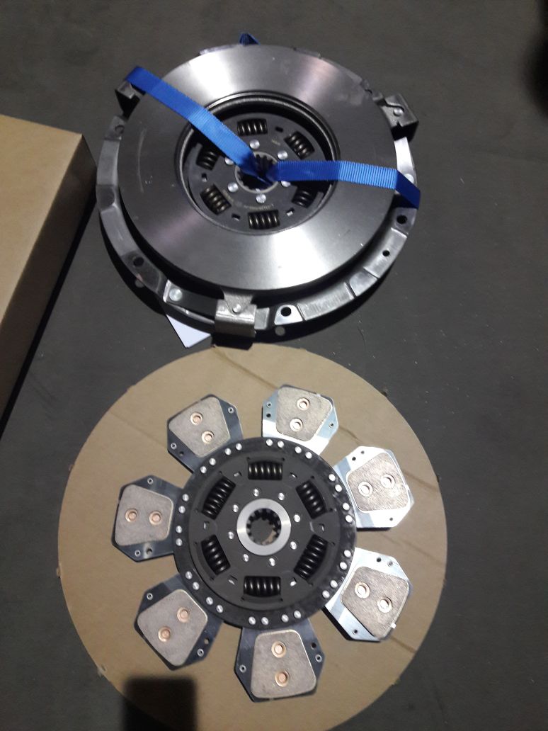 633308709 Комплект сцепления МТЗ лепестковая корзина + металлокерамический диск, LUK-6