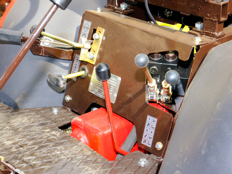 Трактор малогаборитный "Беларус-152" (дв. RATO R420E с установкой грузов 05-4235011-А ), traktor-malogaboritniy-belarus-152-dv-rato-r420e-s-ustanovkoy-gruzov-05-4235011-a | img-7