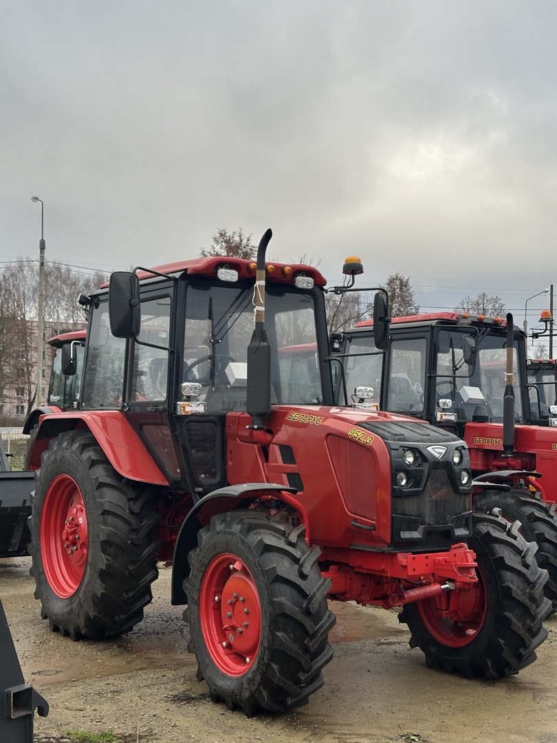 Трактор Беларус-952.3-17/11-0000010-002 кондиционер, traktor-belarus-9523-1711-0000010-002-konditsioner | img-2